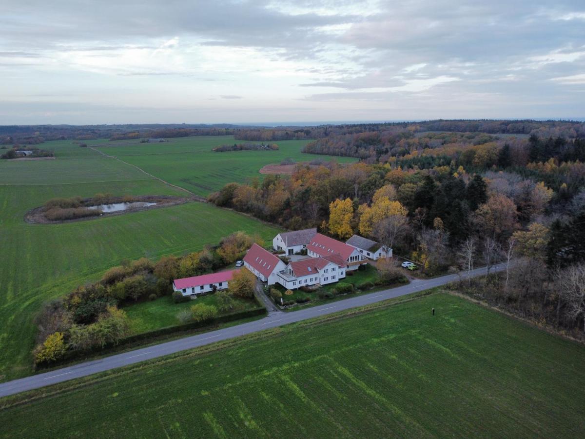 Feriestedet Skovly Klemensker Exterior foto